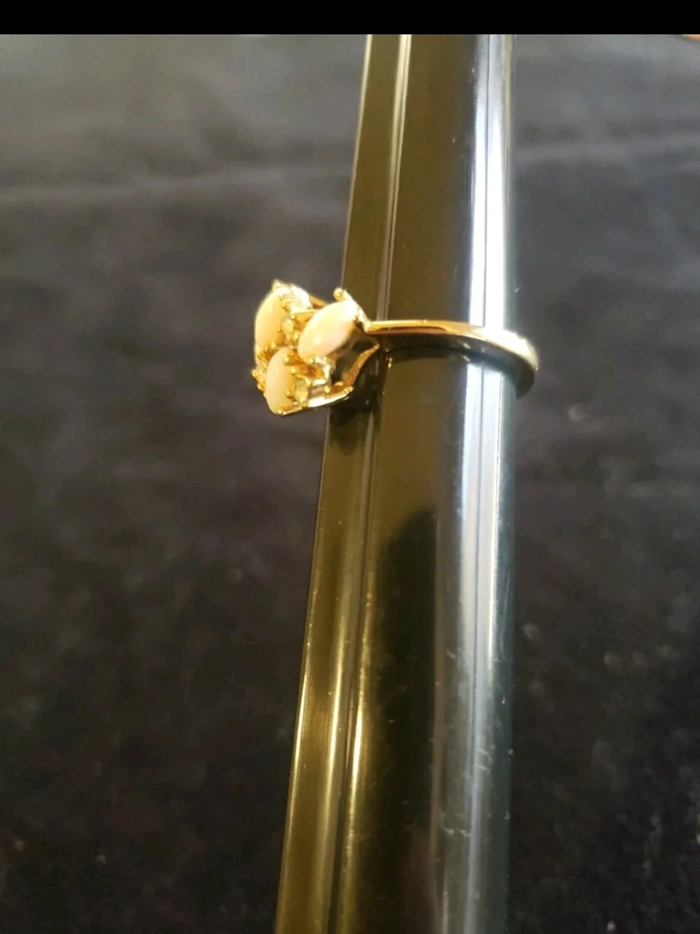 Uncas rhinestone and faux opal ring, yellow gold tone, Size 6.5